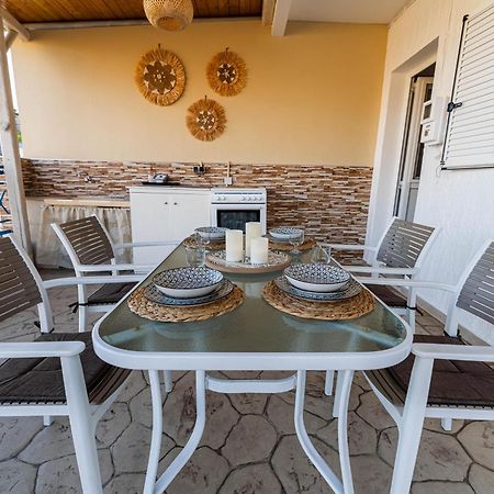 Aperanto Galazio Apartment Archangelos  Dış mekan fotoğraf
