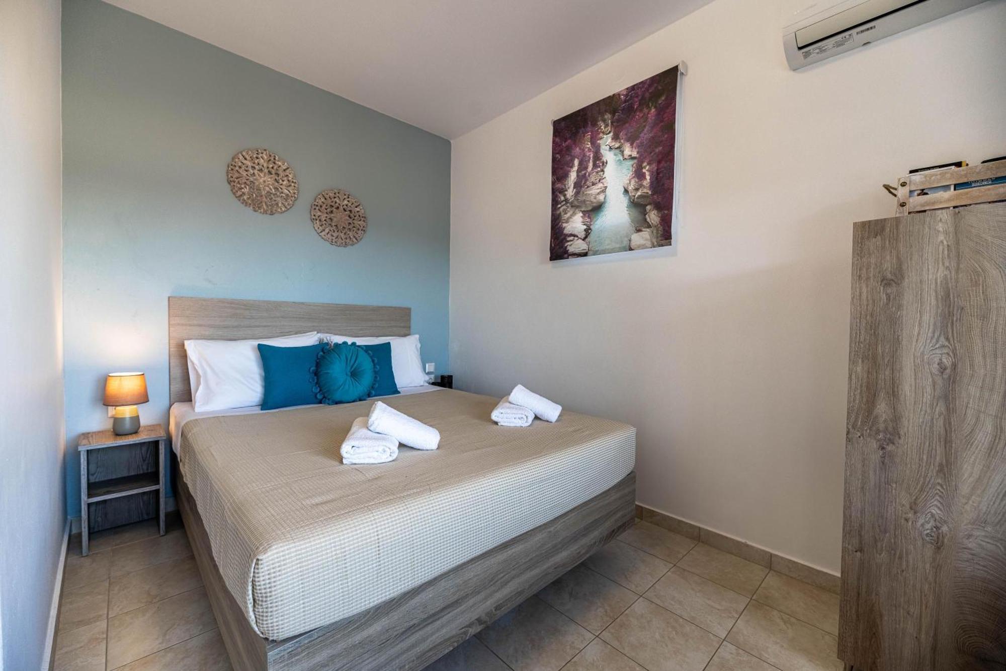 Aperanto Galazio Apartment Archangelos  Dış mekan fotoğraf