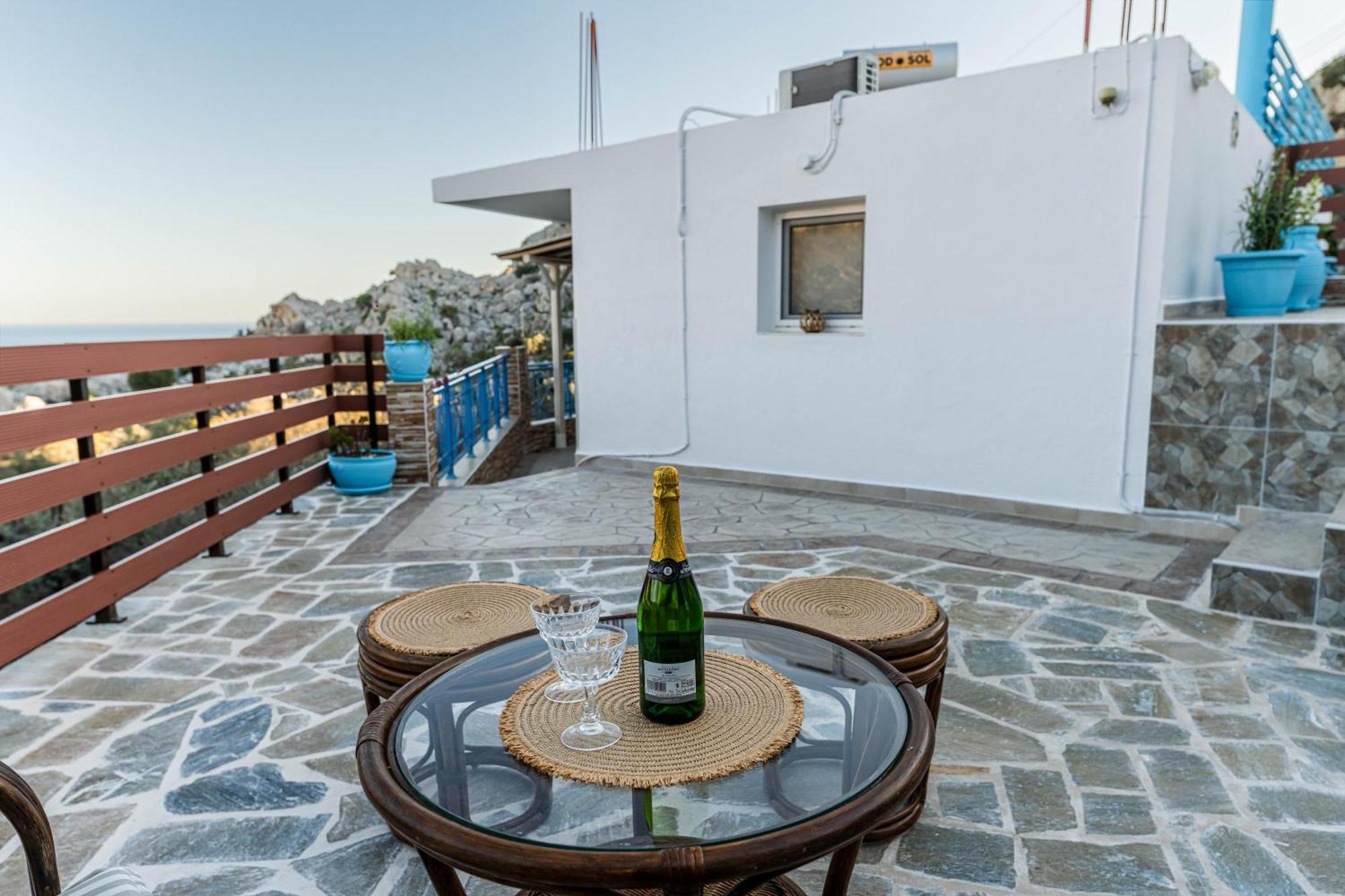 Aperanto Galazio Apartment Archangelos  Dış mekan fotoğraf
