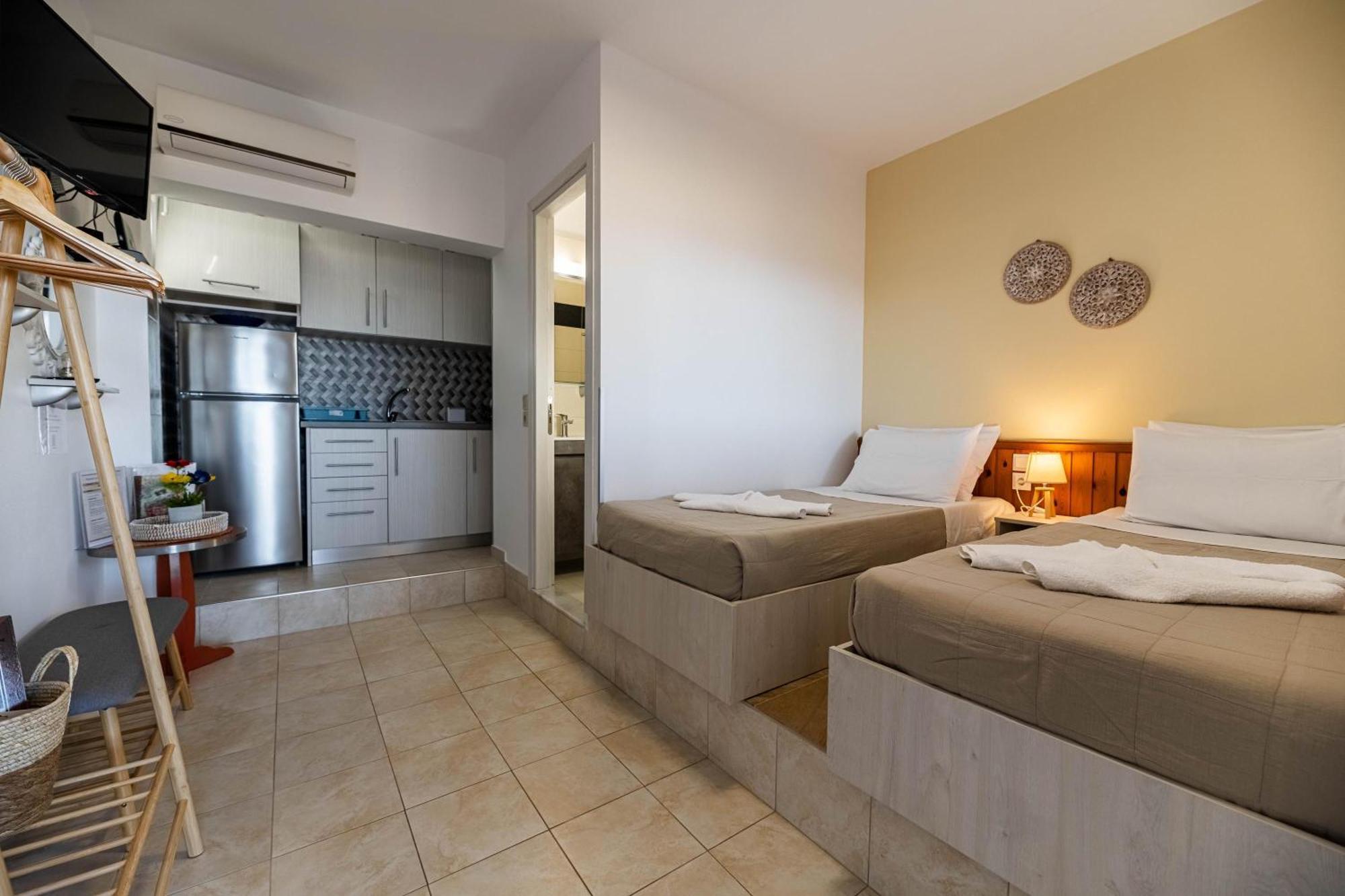 Aperanto Galazio Apartment Archangelos  Dış mekan fotoğraf