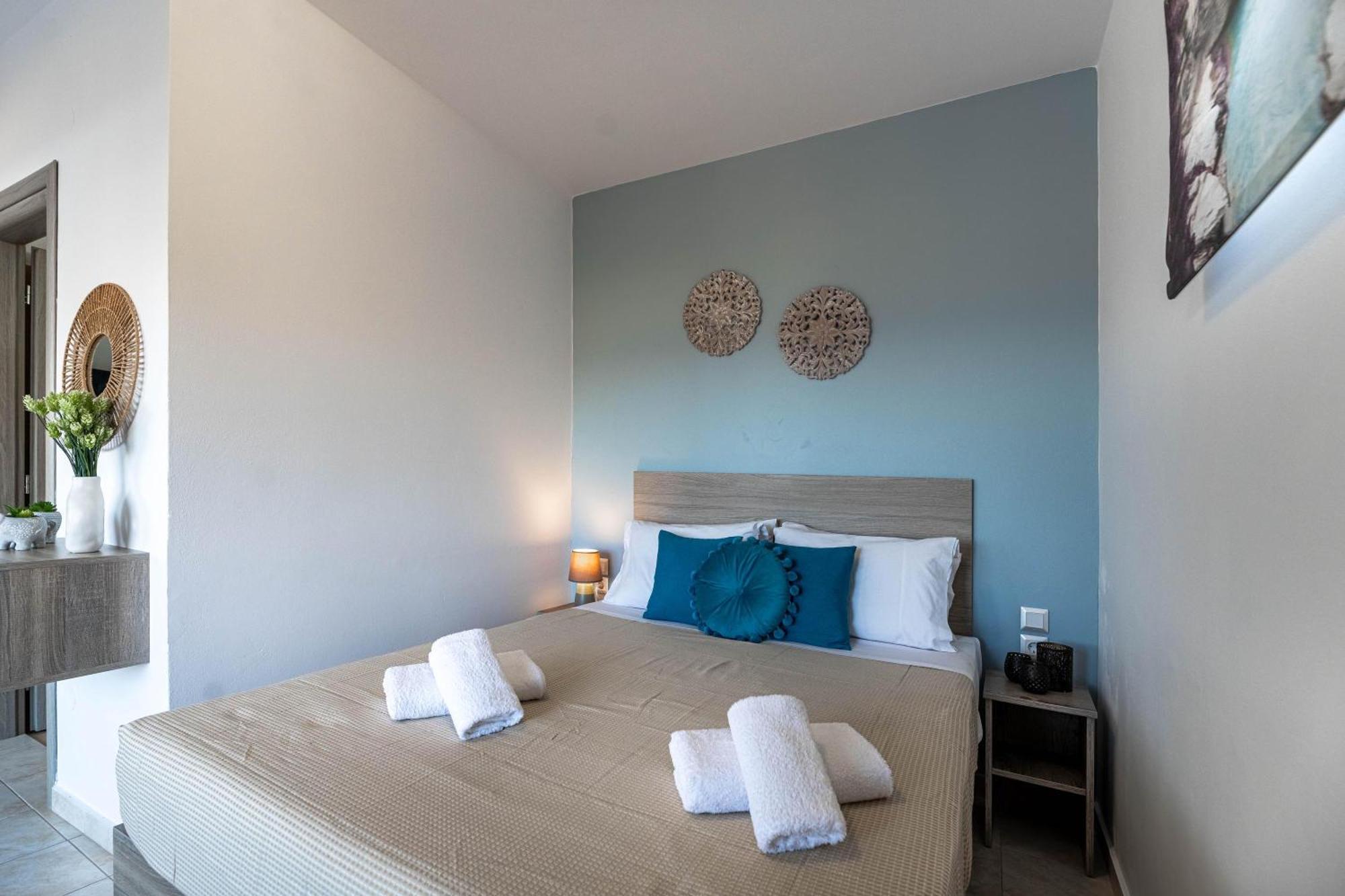 Aperanto Galazio Apartment Archangelos  Dış mekan fotoğraf