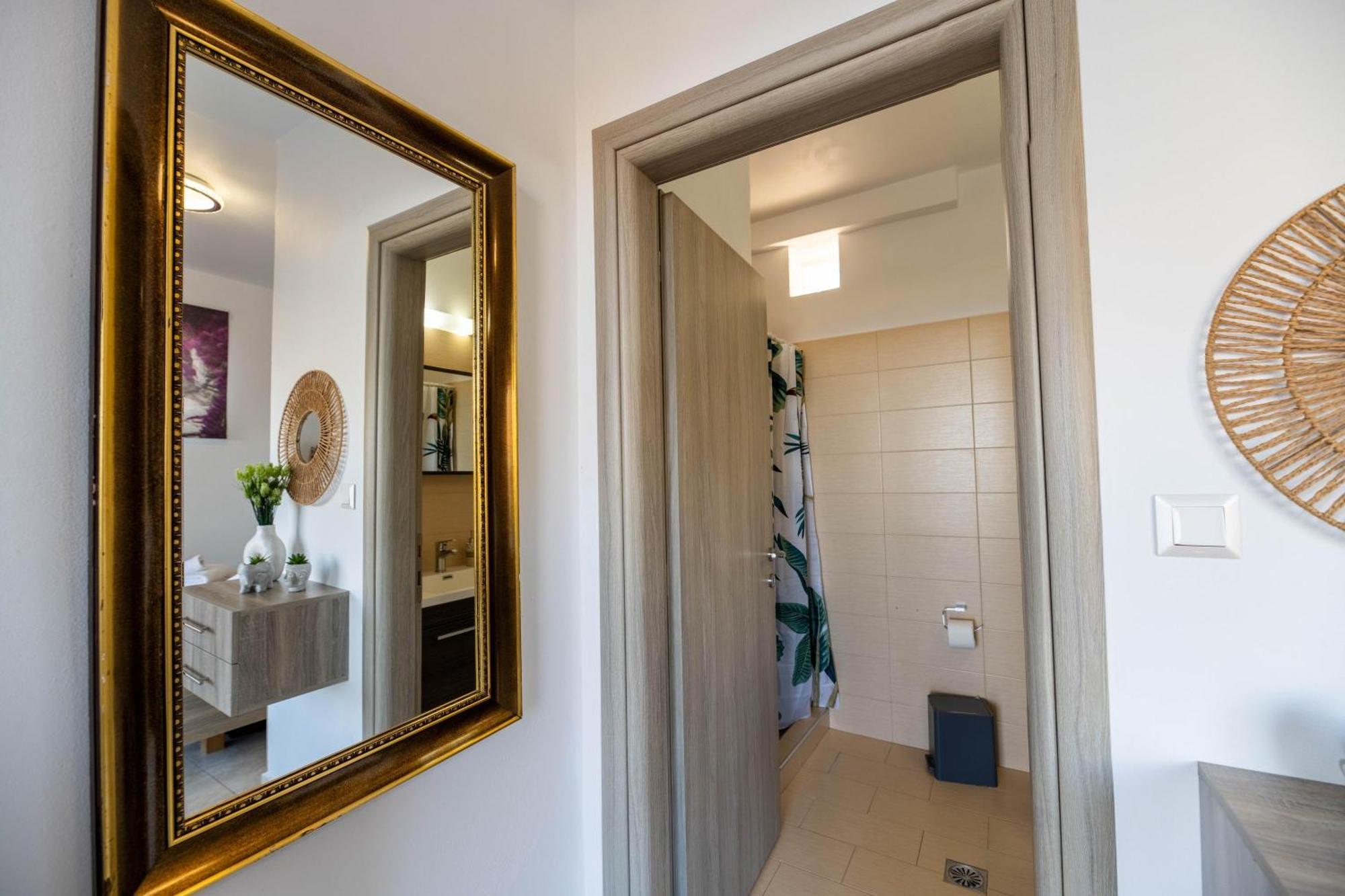 Aperanto Galazio Apartment Archangelos  Dış mekan fotoğraf